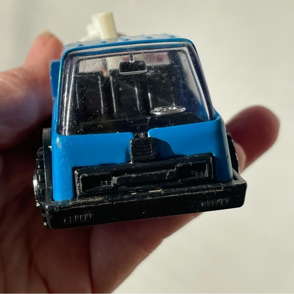 Vintage 1970s made in Japan Tonka Mites Blue Wrecker truck - Picture 13 of 16